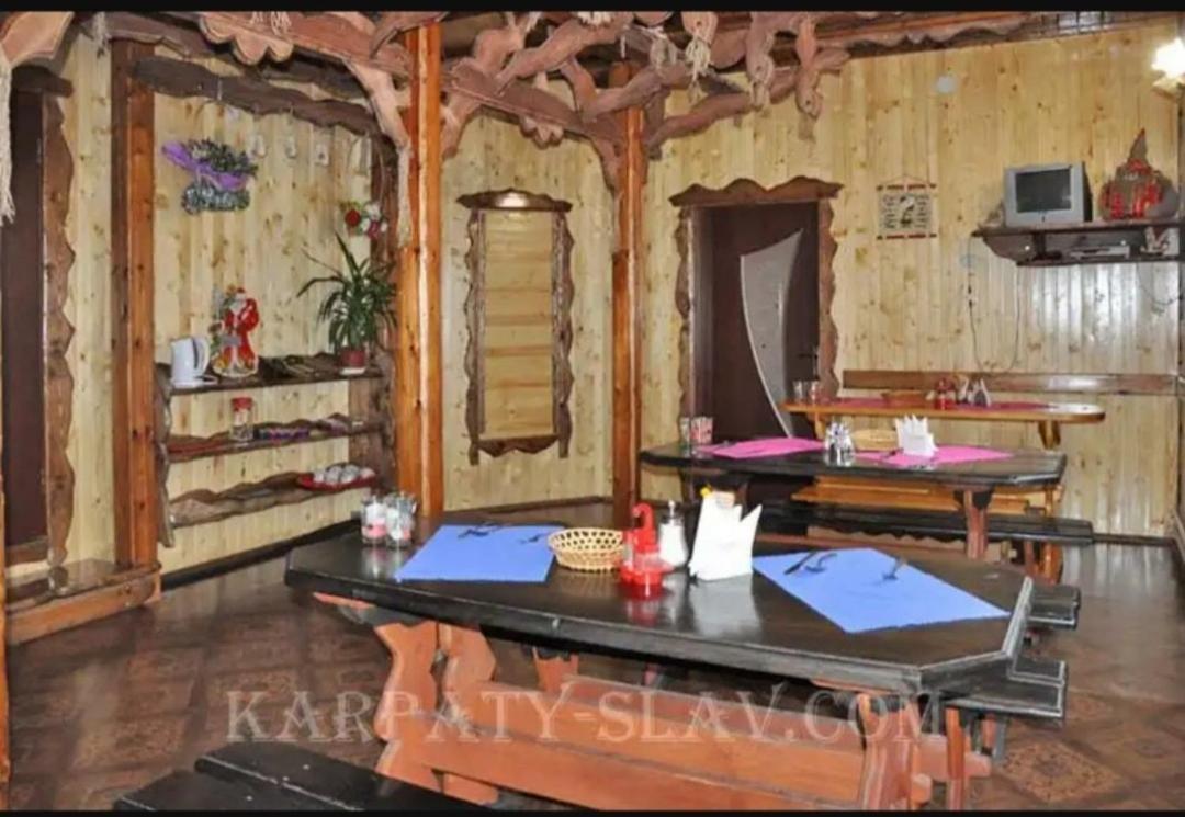 "Різьбярська Садиба" Slavske Exterior photo