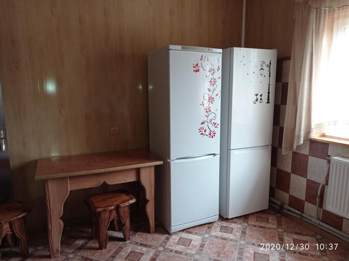 "Різьбярська Садиба" Slavske Exterior photo
