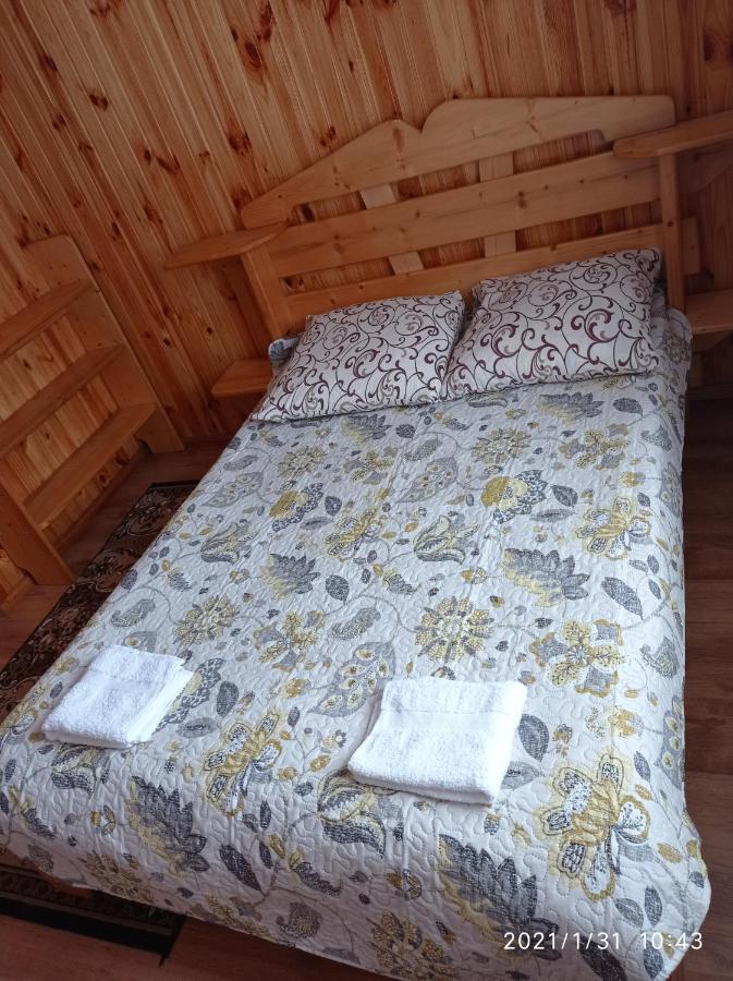 "Різьбярська Садиба" Slavske Exterior photo