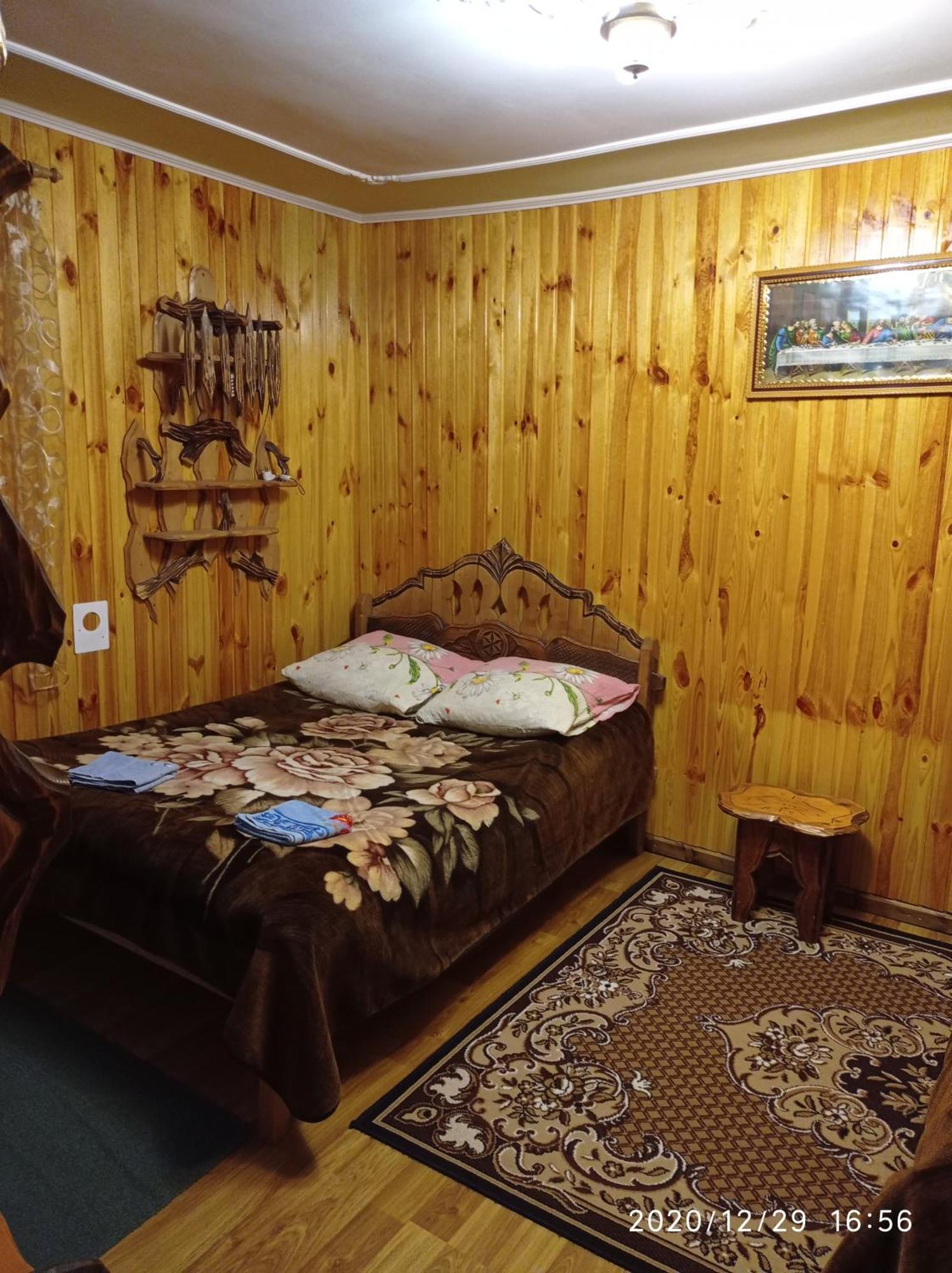 "Різьбярська Садиба" Slavske Room photo