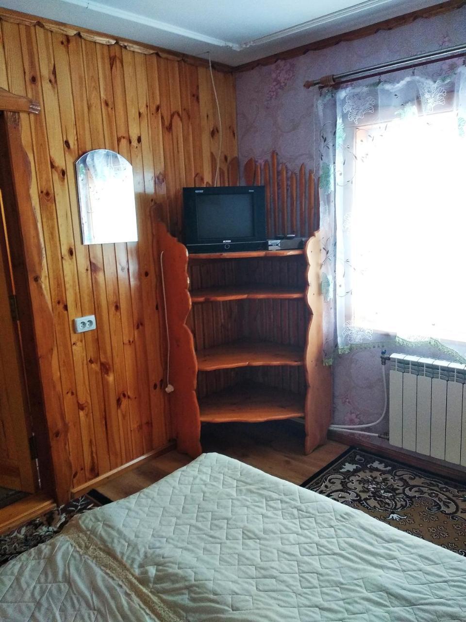 "Різьбярська Садиба" Slavske Exterior photo