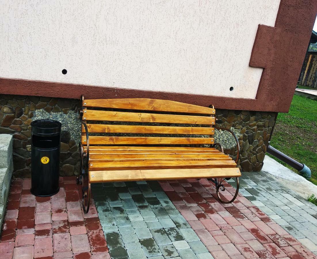 "Різьбярська Садиба" Slavske Exterior photo