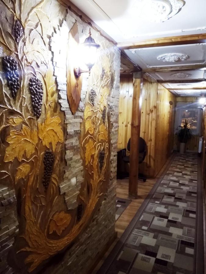 "Різьбярська Садиба" Slavske Exterior photo