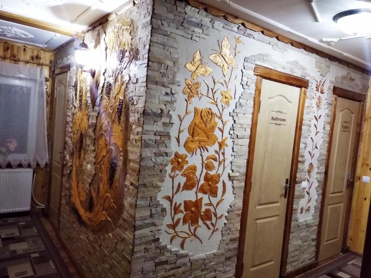 "Різьбярська Садиба" Slavske Exterior photo